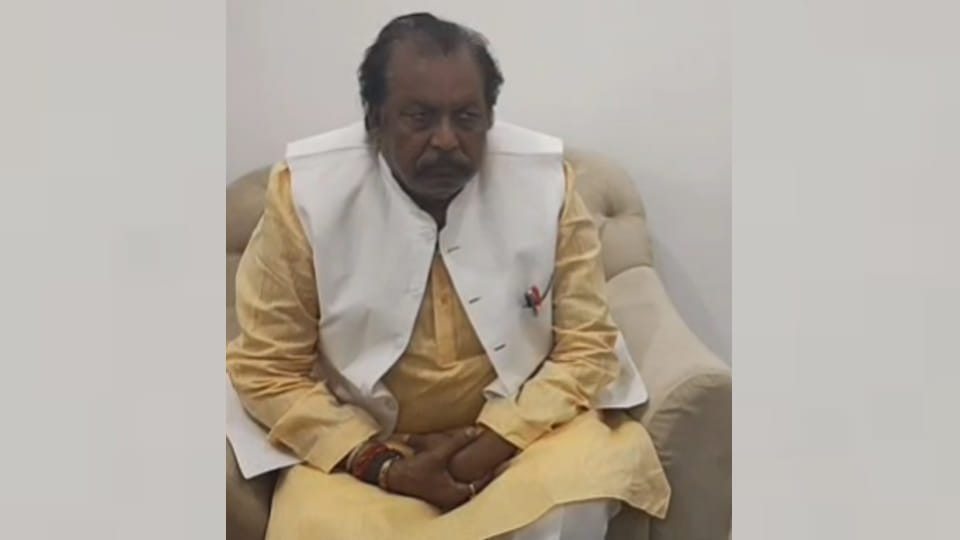 Former MP Anil Shukla said MP Devendra Singh had come to seek blessings at midnight after winning election
