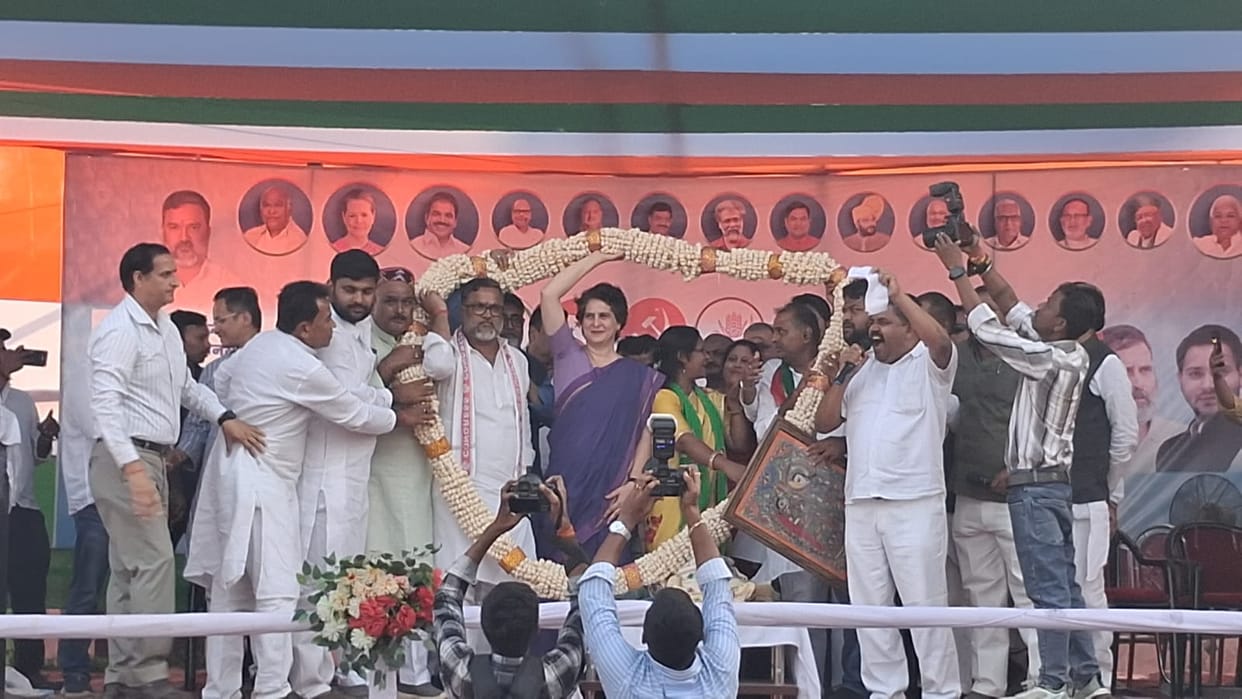 Bihar Election: Priyanka Gandhi reaches Mithila, says this land gave the country the path of Satyagraha