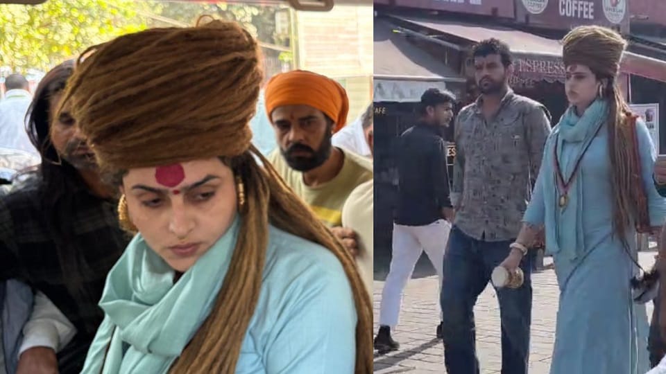 Sadhvi Chanchal Nath Stopped at Taj Mahal Gate for Carrying Trishul and Damru
