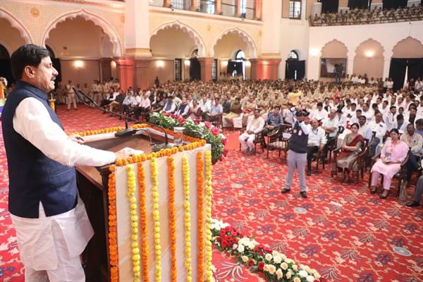 MP News: 877 public servants given appointments in the Forest and Health Departments, CM said – the government