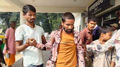 Bihar News: Guard brutality at Saharsa Sadar Hospital, beats up a drug addict mistaking him for a thief