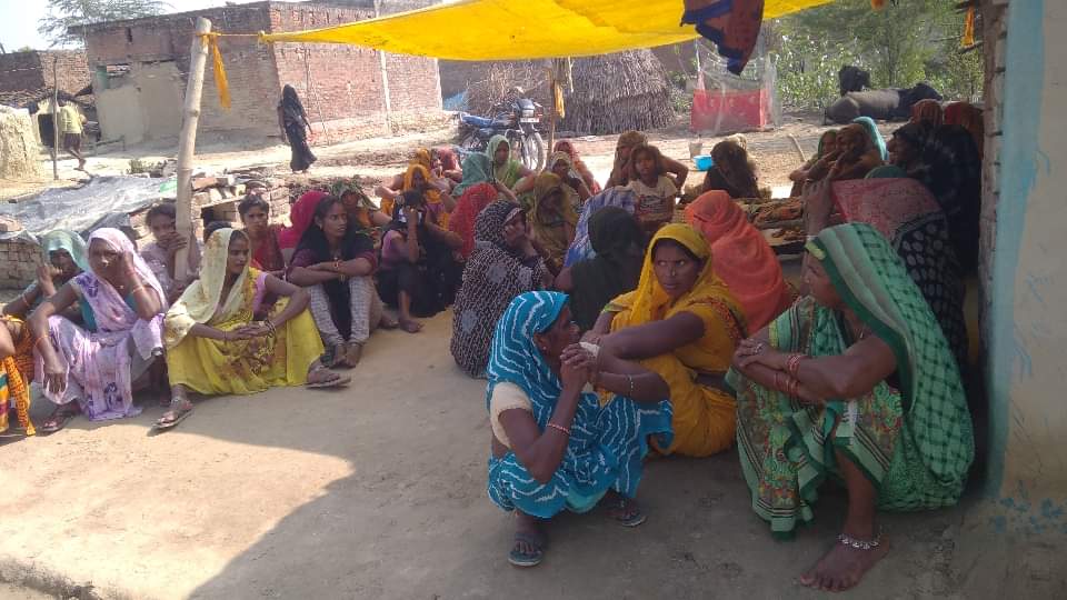 Prayagraj Teenage Girl Murder: Girl Killed by Slitting Her Throat Black Magic Case UP News in Hindi