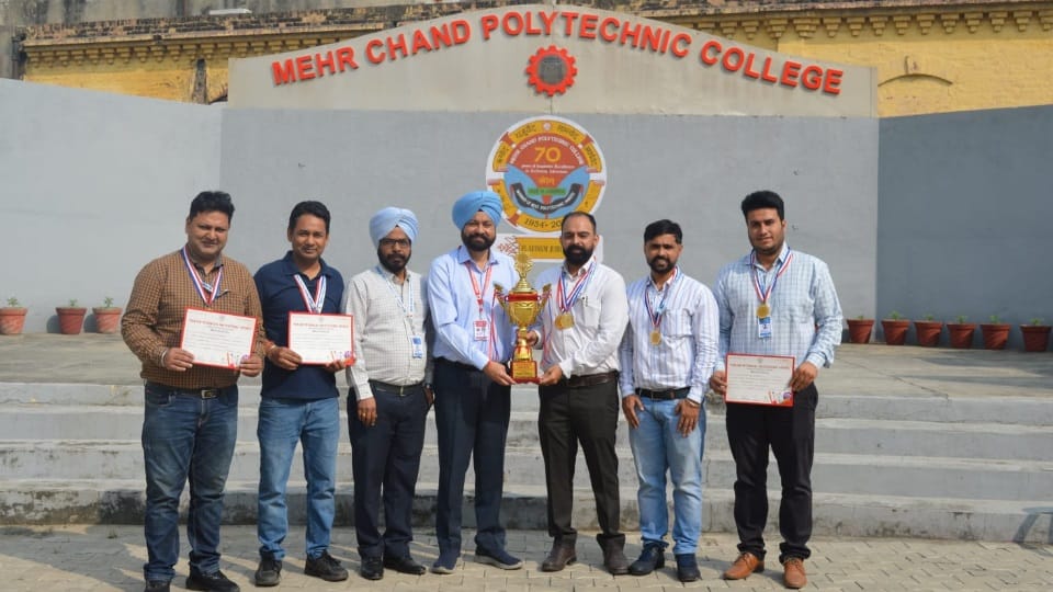 Mehr Chand Polytechnic Jalandhar wins gold medal for fourth time in Inter Polytechnic PTIS Tournament