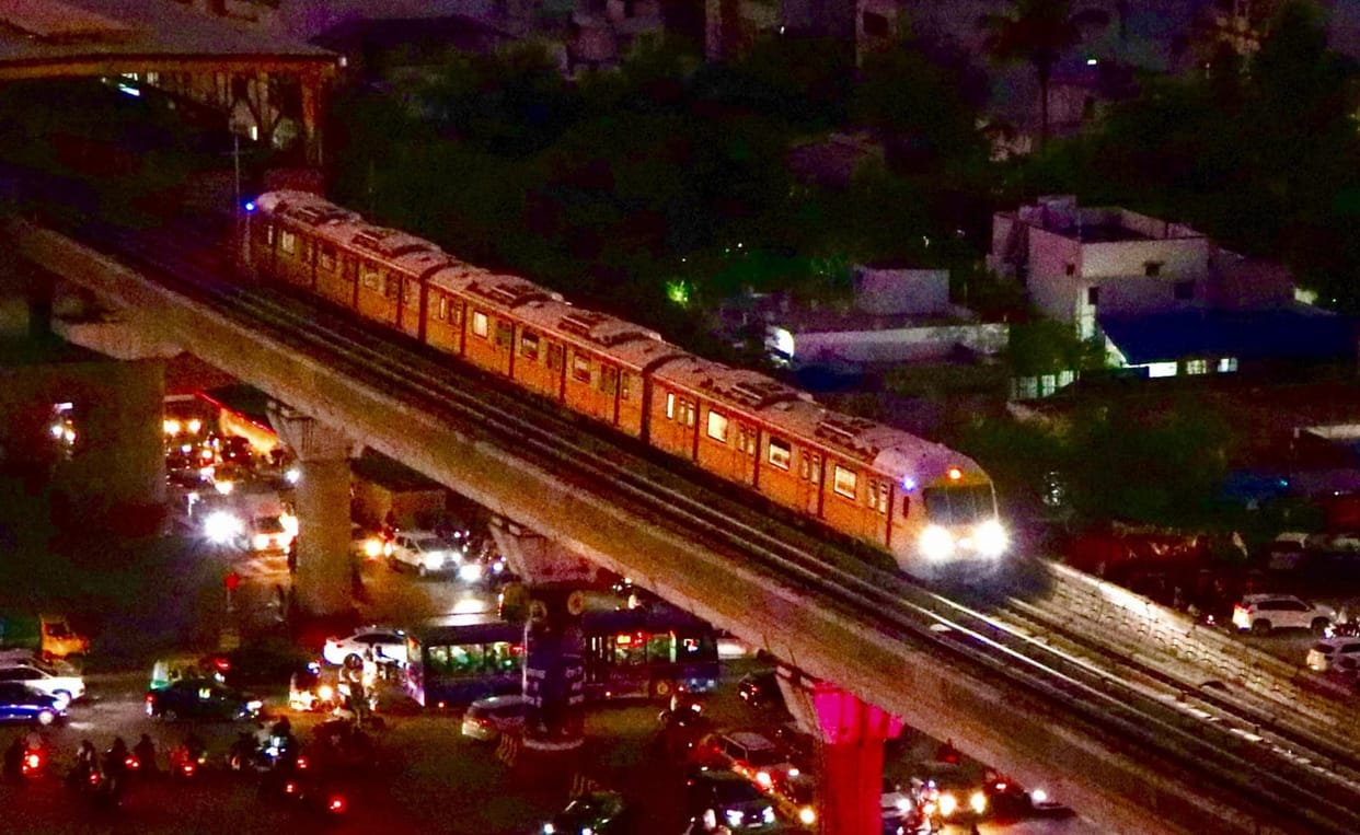 Indore News: Now the trial run of metro is being done at night in Indore, preparations are being made to opera