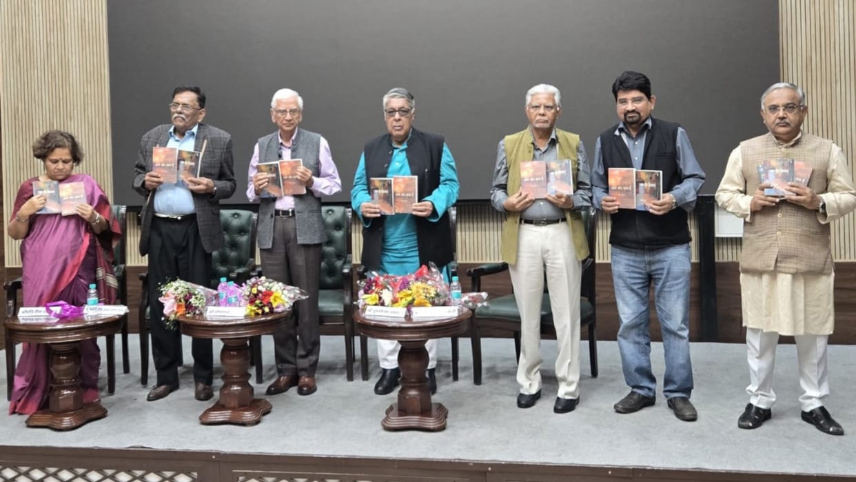 Purushottam Agarwal says Virendra Sengar was journalist who showed right path to wandering journalism