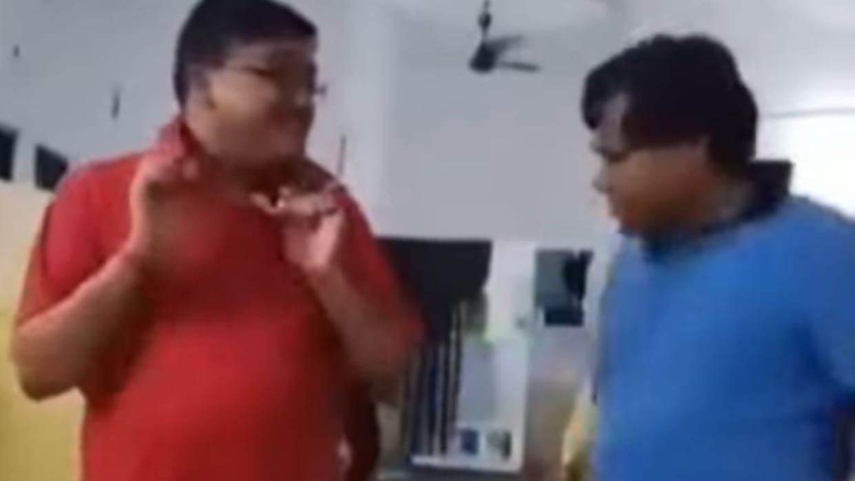 dance video of Vidhu-Siddharth accused in the liquor and GST scam has gone viral from inside Birsa Munda Jail