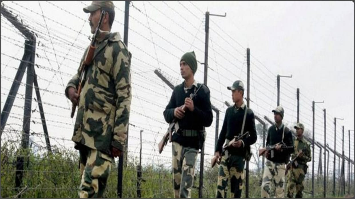 BSF arrested a terrorist along with weapons in Pargal, Jammu.