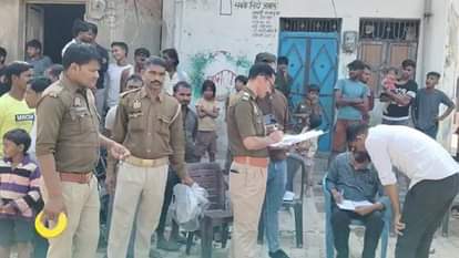 Brothers beat their father to death with sticks over a land dispute; one is in critical condition