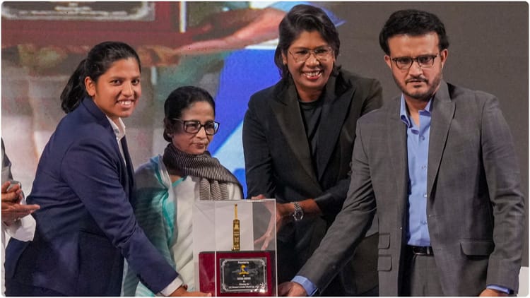 Mamata Banerjee-Sourav Ganguly: 'गांगुली को आईसीसी अध्यक्ष बनने से रोकना आसान नहीं', दादा को CM ममता का समर्थन