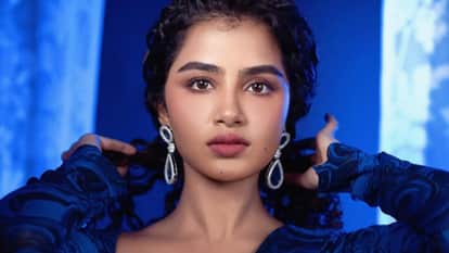 Anupama Parameswaran slammed social media users on breakup speculation with rumoured boy friend dhruv vikram