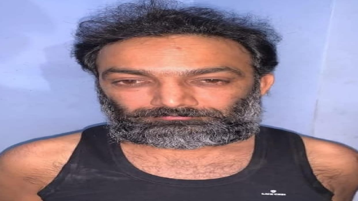 Raipur notorious moneylender Virendra Tomar arrested from Gwalior, search continues for accused Rohit