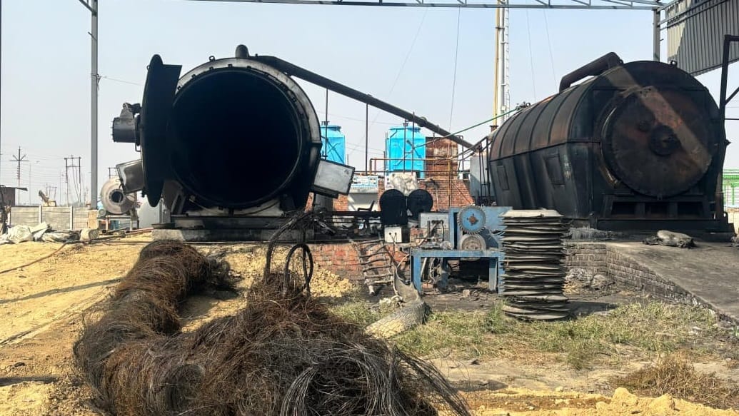 Farrukabad Blast Massive explosion at tyre factory four workers seriously burned three in critical condition