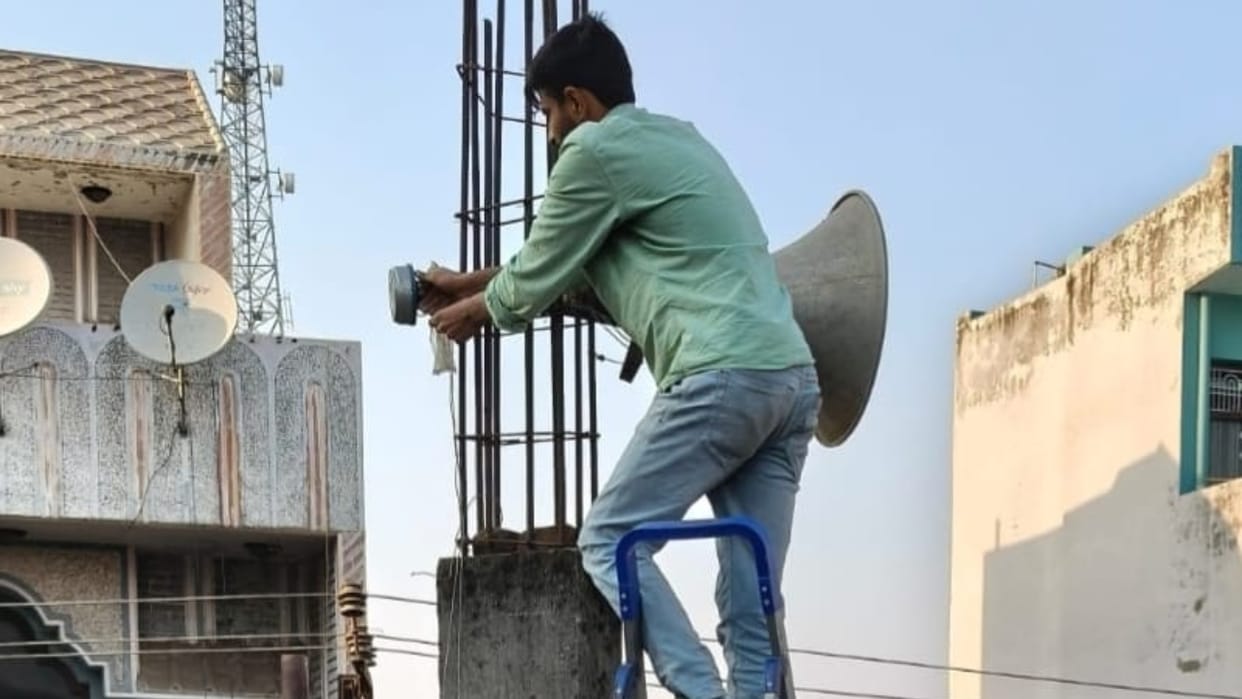 Police removed loudspeakers from 96 religious places in Bareilly