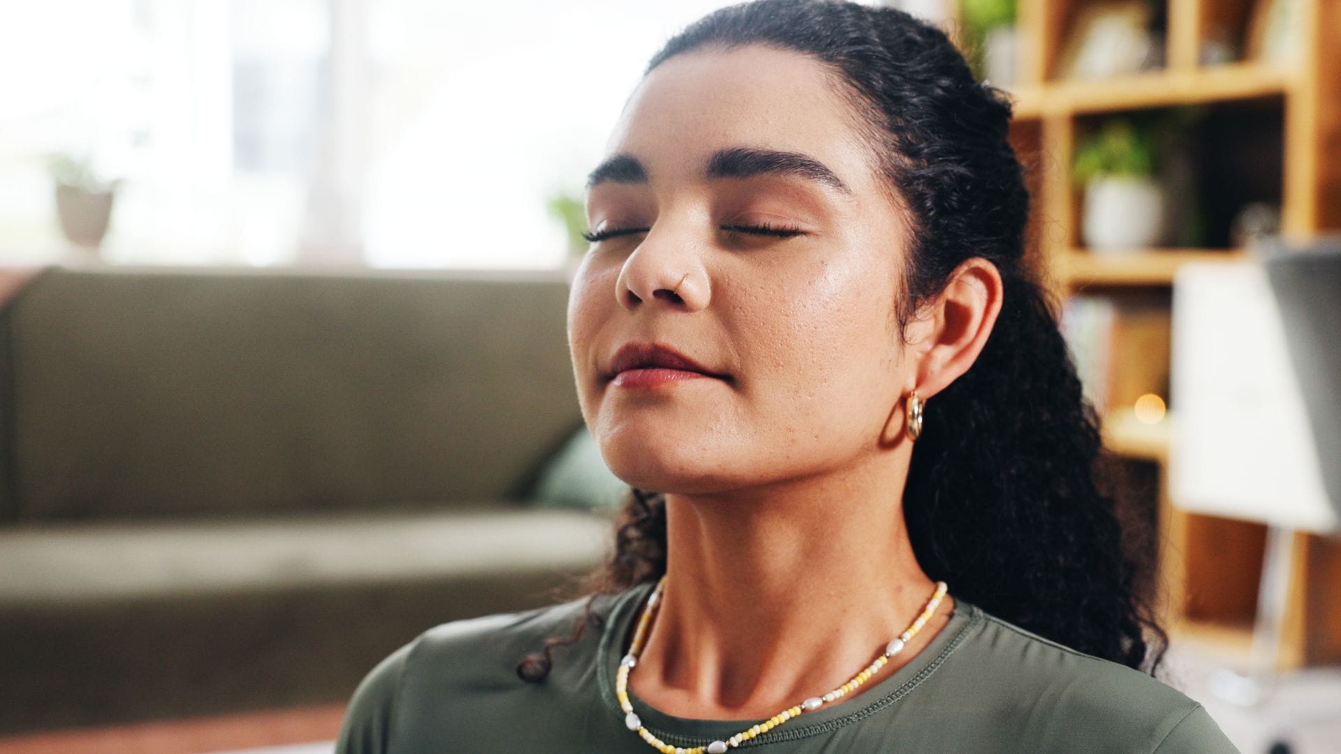 Mobile Addiction Cure: Premanand Ji Maharaj Shares Effective Tips to Stop Scrolling Reels