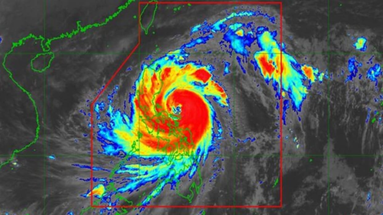Philippines: Super Typhoon Fung-Wong, 50,000 families evacuated; state of emergency declared