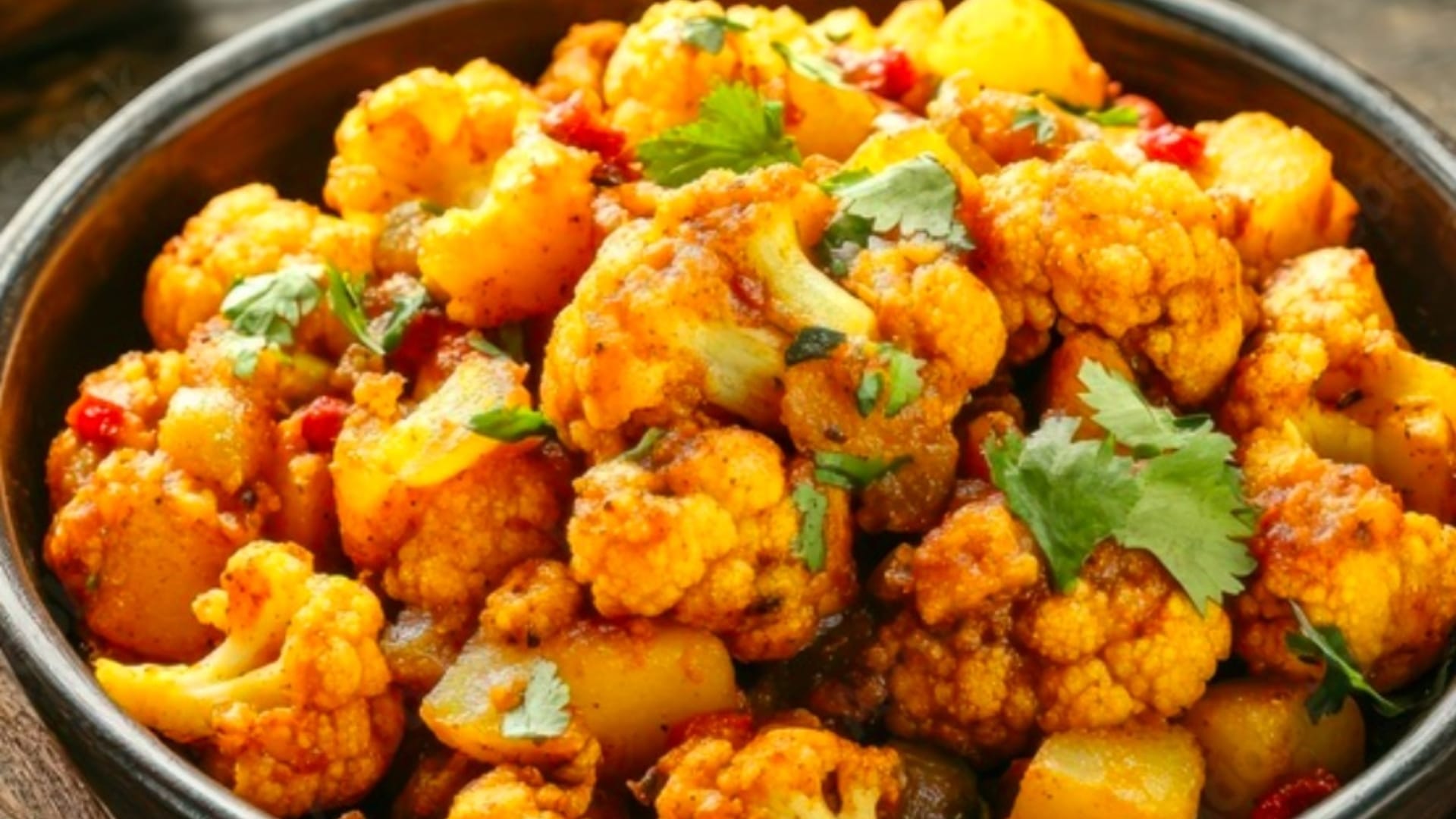 winter special recipe how to make dhaba style aloo gobhi sabji at home