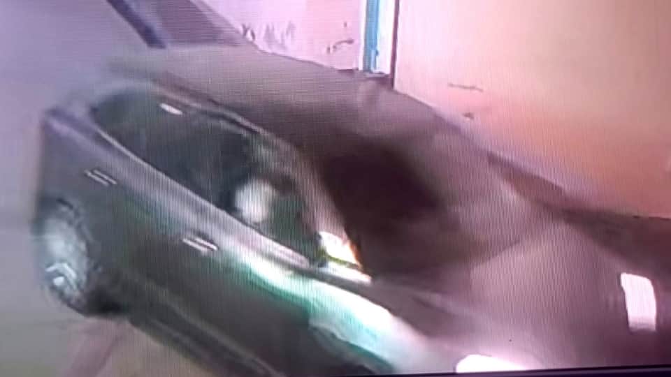 UP news Two and a half hours and four incidents whoever they found was gunned down angry attackers shot four