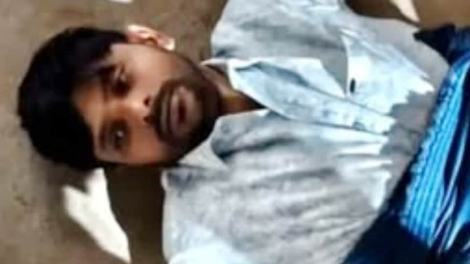 UP news Two and a half hours and four incidents whoever they found was gunned down angry attackers shot four