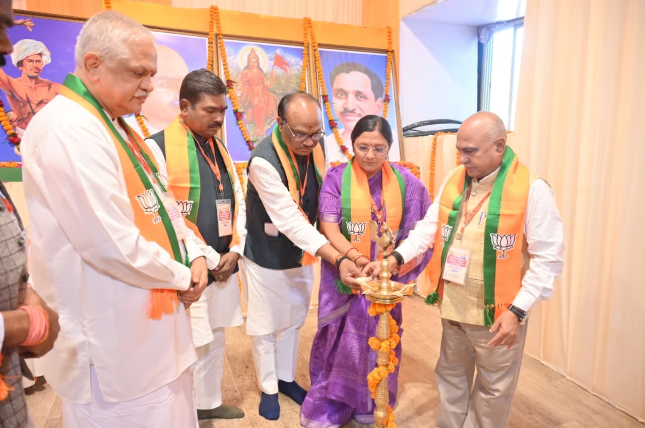 Festival of Tribal Pride on Birsa Munda's birth anniversary: CM said – the government will take the bravery