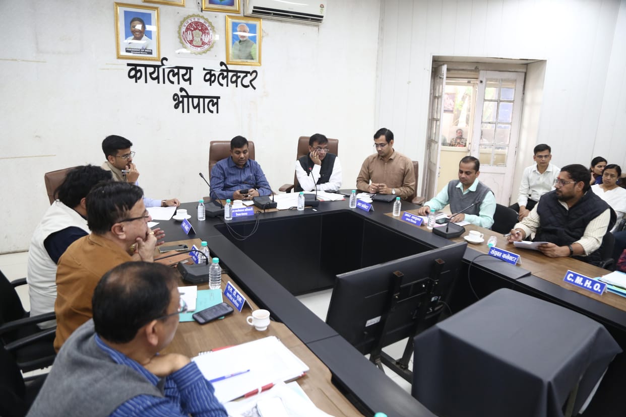 Bhopal News: Negligence in the special revision of the voter list in Bhopal, proposal for suspension action ag