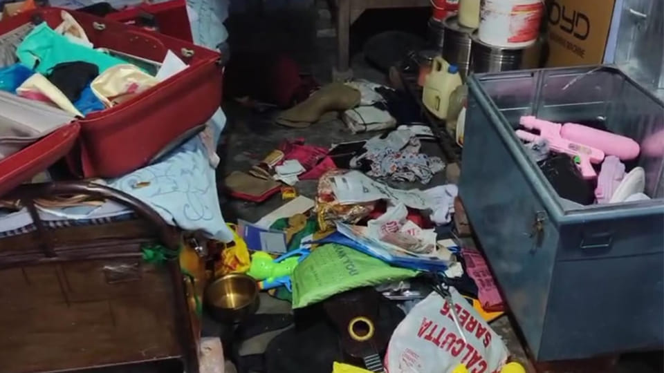 Kanpur: 8.50 lakh rupees stolen from the home of an Ordnance Factory employee
