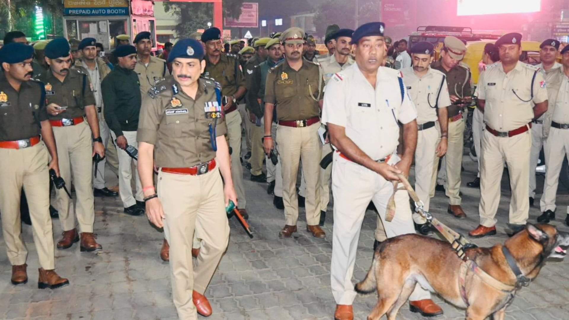 Delhi Blast input of terrorist attack plot on Dev Deepawali NIA had set up camp drones were banned