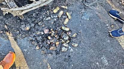 Chittorgarh Car fire incident revealed burnt money belonged to hotelier was going to Gujarat to buy generator