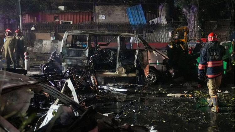 Delhi Blast: सीएनजी सिलेंडर में धमाके की बात गलत, सरकार ने कहा- ये दावा फर्जी; जनता से की अलर्ट रहने की अपील