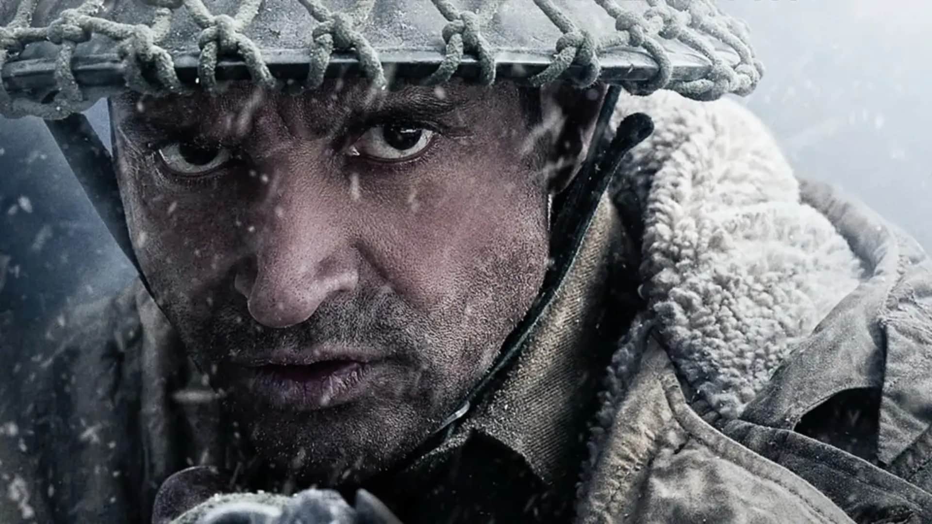 Year Ender 2025 Bollywood Stars Who Returned To The Screen And Won Hearts Akshaye Khanna Emraan Hashmi Zeenat