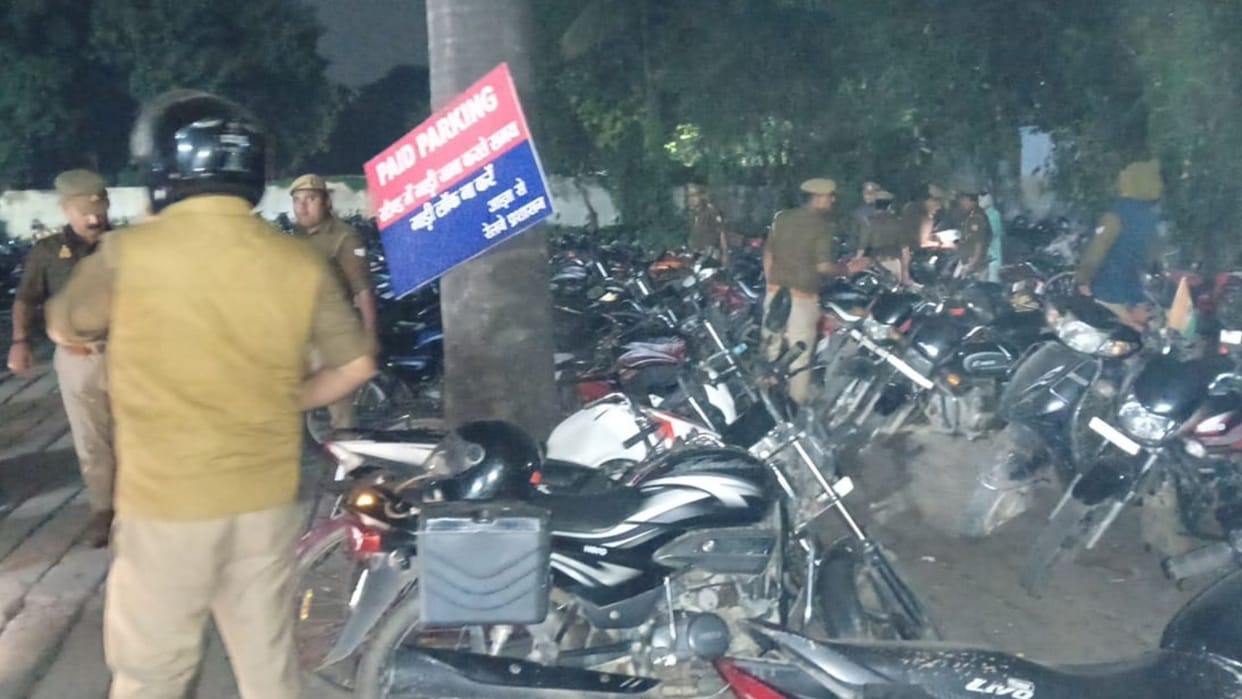 High alert in Varanasi Delhi blast triggers government action checking at railway stations and bus stands