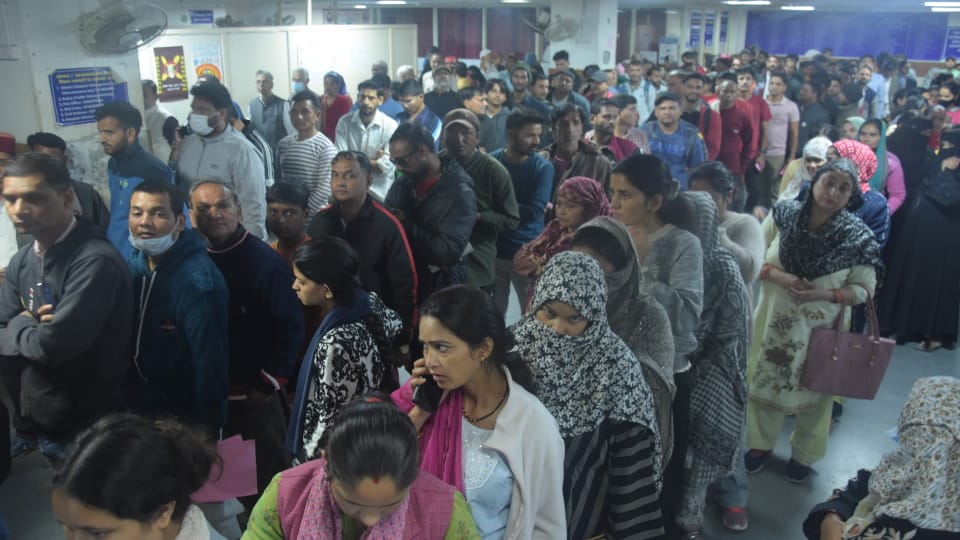 Uttarakhand 22,000 UPNL employees went on strike in state essential services were also disrupted