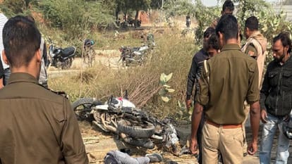 UP: Horrific accident near Balaini toll, canter crushed three youths from Meerut, two died