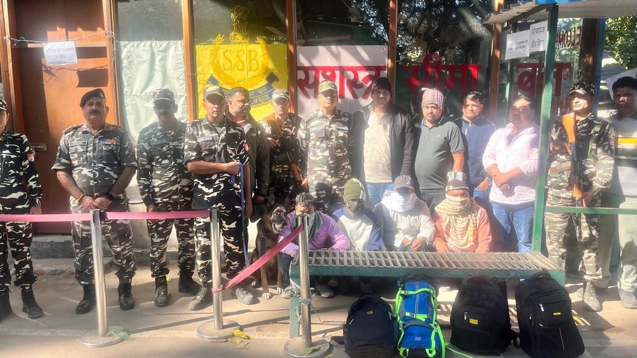 Four Nepalese who fled Maharashtra after stealing jewellery were arrested in Lakhimpur Kheri
