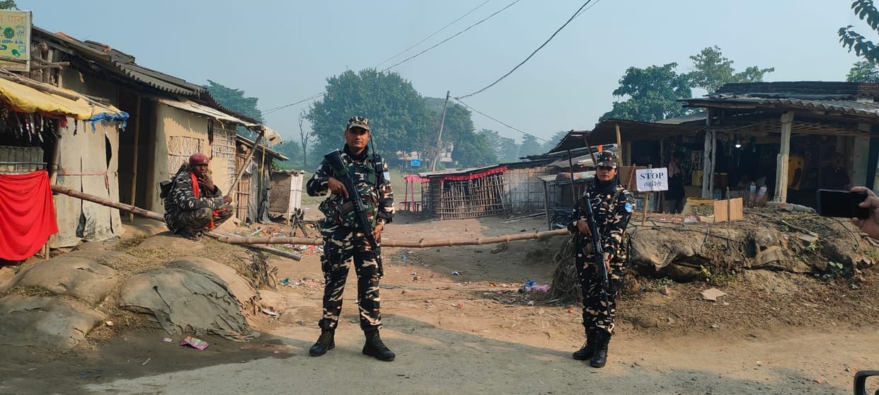 Security beefed up at Bihar-Nepal border after Delhi blasts Bihar Vidhan Sabha Election Phase 2 Voting