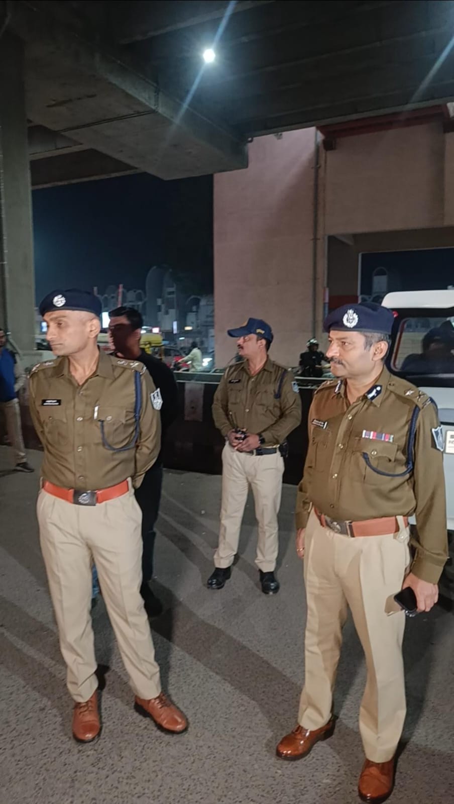 Bhopal News: Strictness in Bhopal after Delhi blast, visitor passes banned at airport, police investigation in