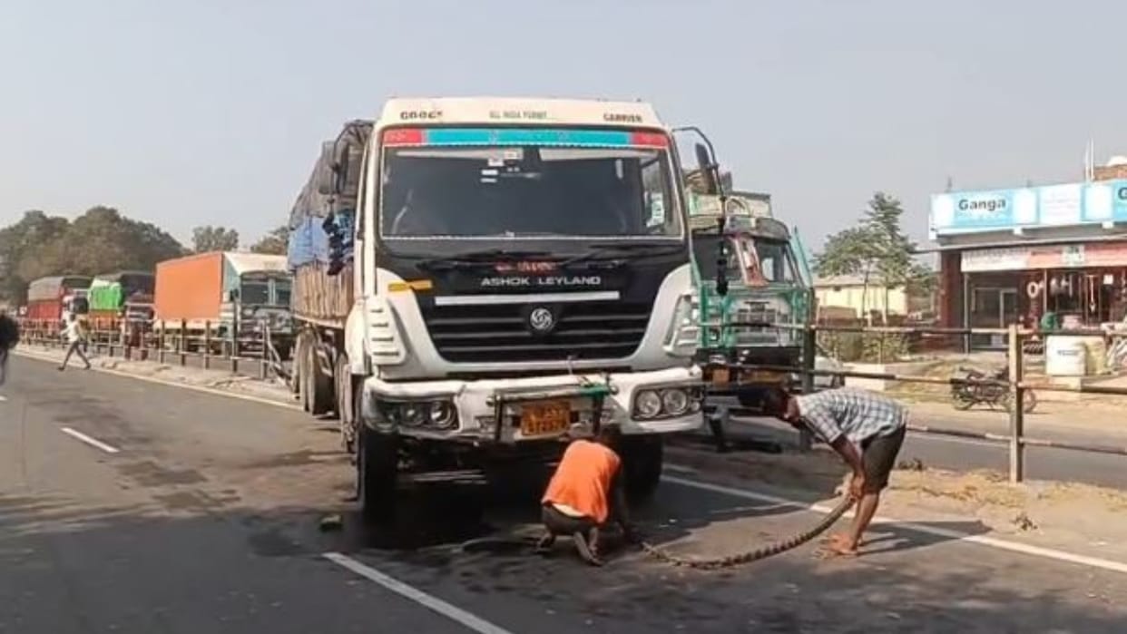Woman crushed to death by container on Lucknow highway in Shahjahanpur