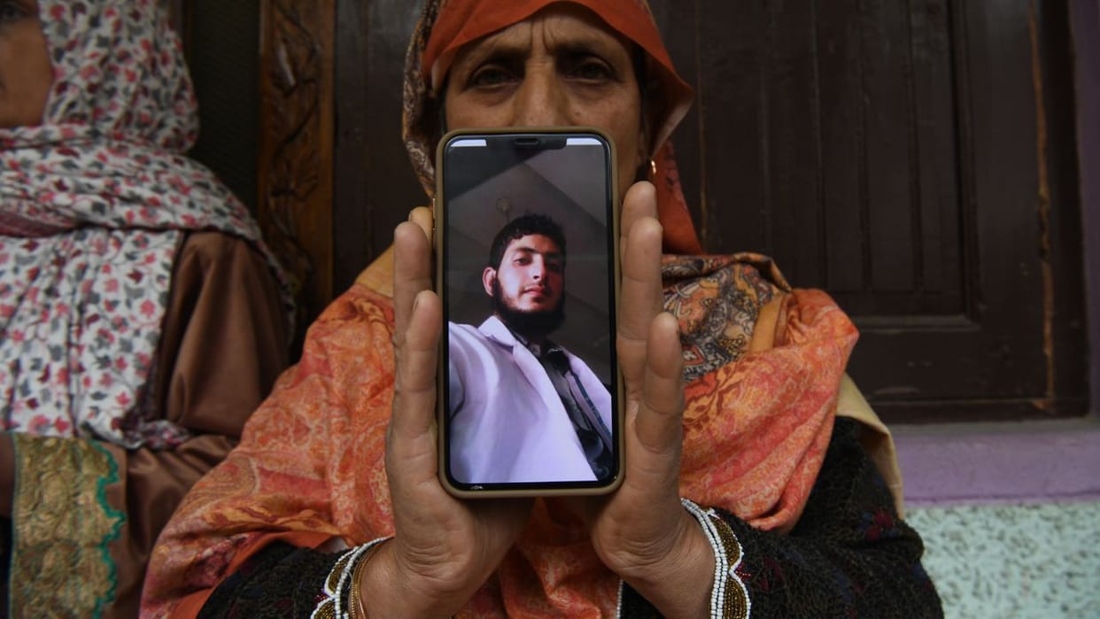 Mother of doctor Muzammil, Naseema says, "He left home about four years ago. He was working as a doctor in Del