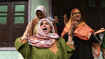 Mother of doctor Muzammil, Naseema says, "He left home about four years ago. He was working as a doctor in Del