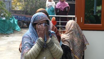 Mother of doctor Muzammil, Naseema says, "He left home about four years ago. He was working as a doctor in Del