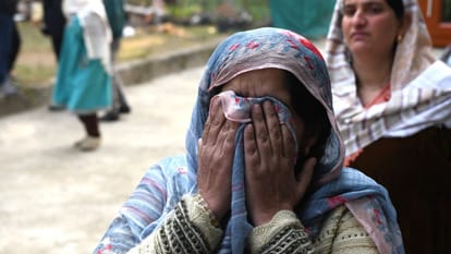 Mother of doctor Muzammil, Naseema says, "He left home about four years ago. He was working as a doctor in Del
