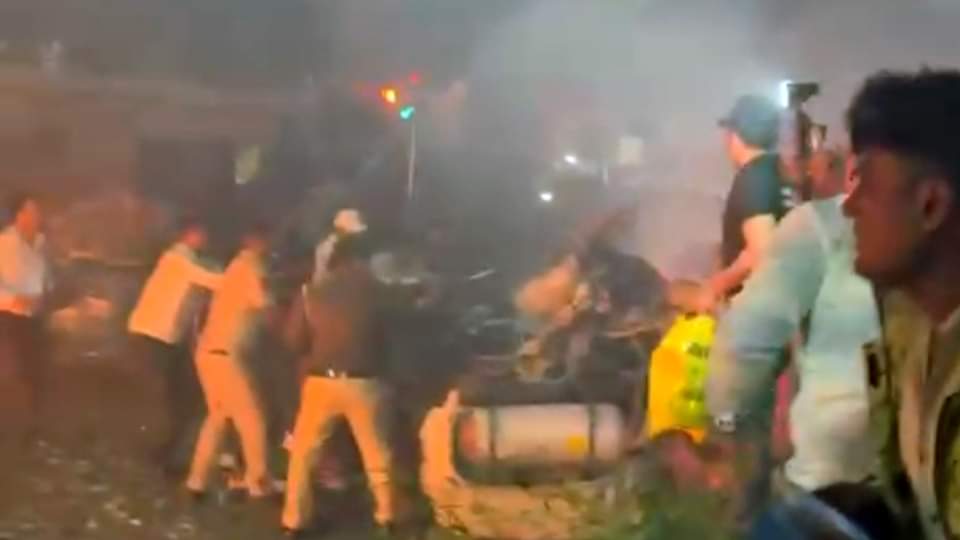 Delhi terror blast case So explosives were in back seat of the car?