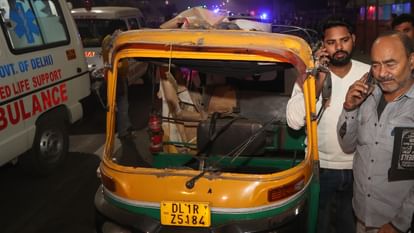 Delhi Blast big reveal car that caused blast has been sold several times with links to Pulwama