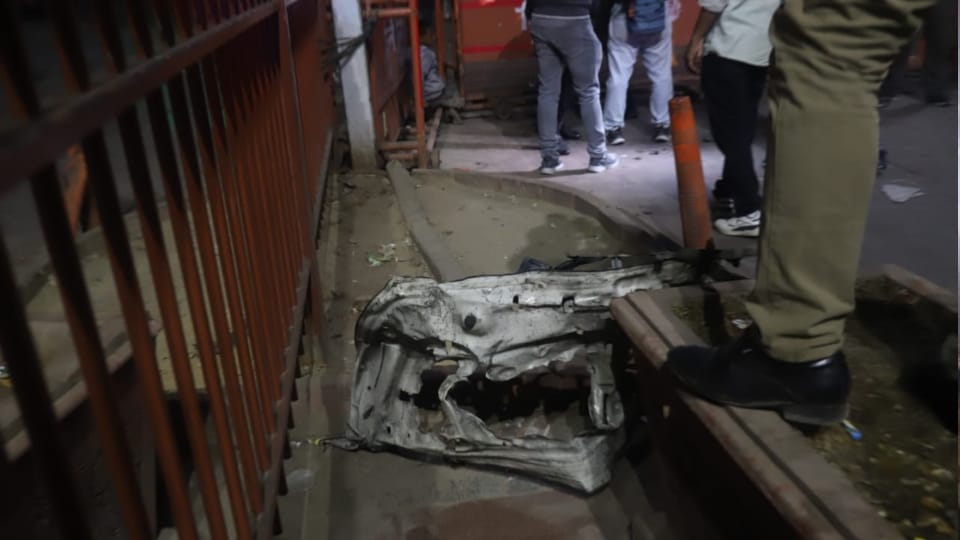 Big revelation in Delhi blast Police termed blast as a bomb blast In FIR