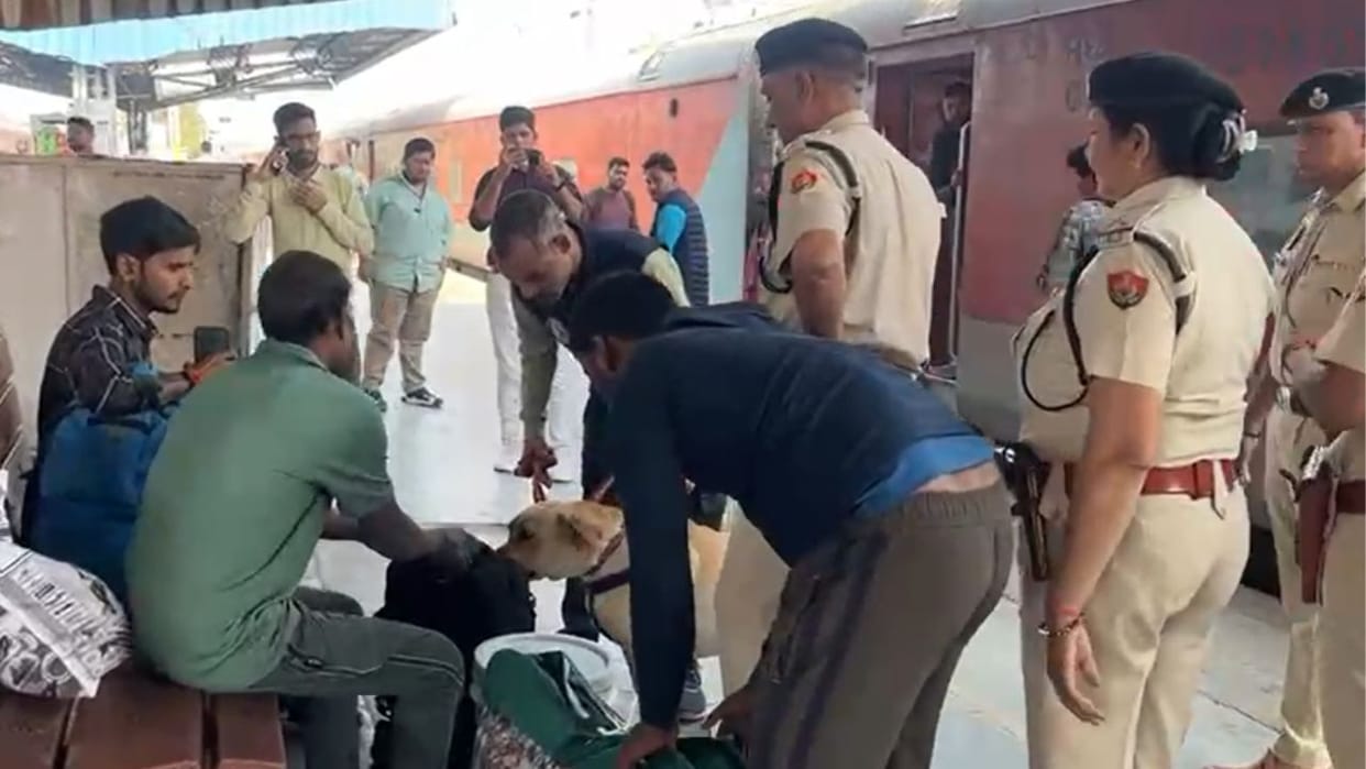 After blast in Delhi search operation started at Faridabad railway station