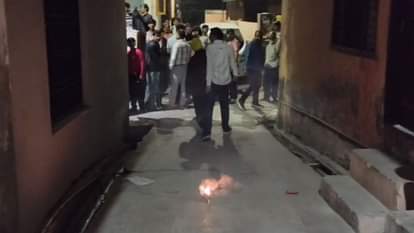 Dog caught in Kurukshetra's Chautala Mohalla, fireworks burst