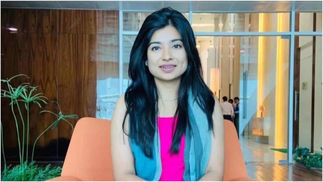 IAS Garima Agarwal Biography Success Story in Hindi