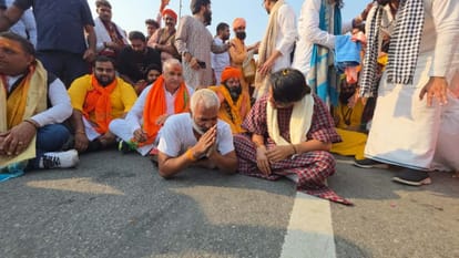 MP News: Bageshwar Baba Condemns Delhi Incident, Says Will Protect Dharma Till His Last Breath