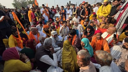 MP News: Bageshwar Baba Condemns Delhi Incident, Says Will Protect Dharma Till His Last Breath