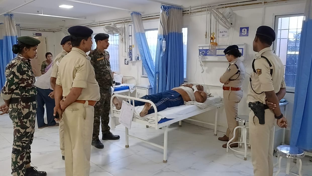 Bihar Crime: Horrific incident in Siwan father shoots daughter then jumps in front of a train