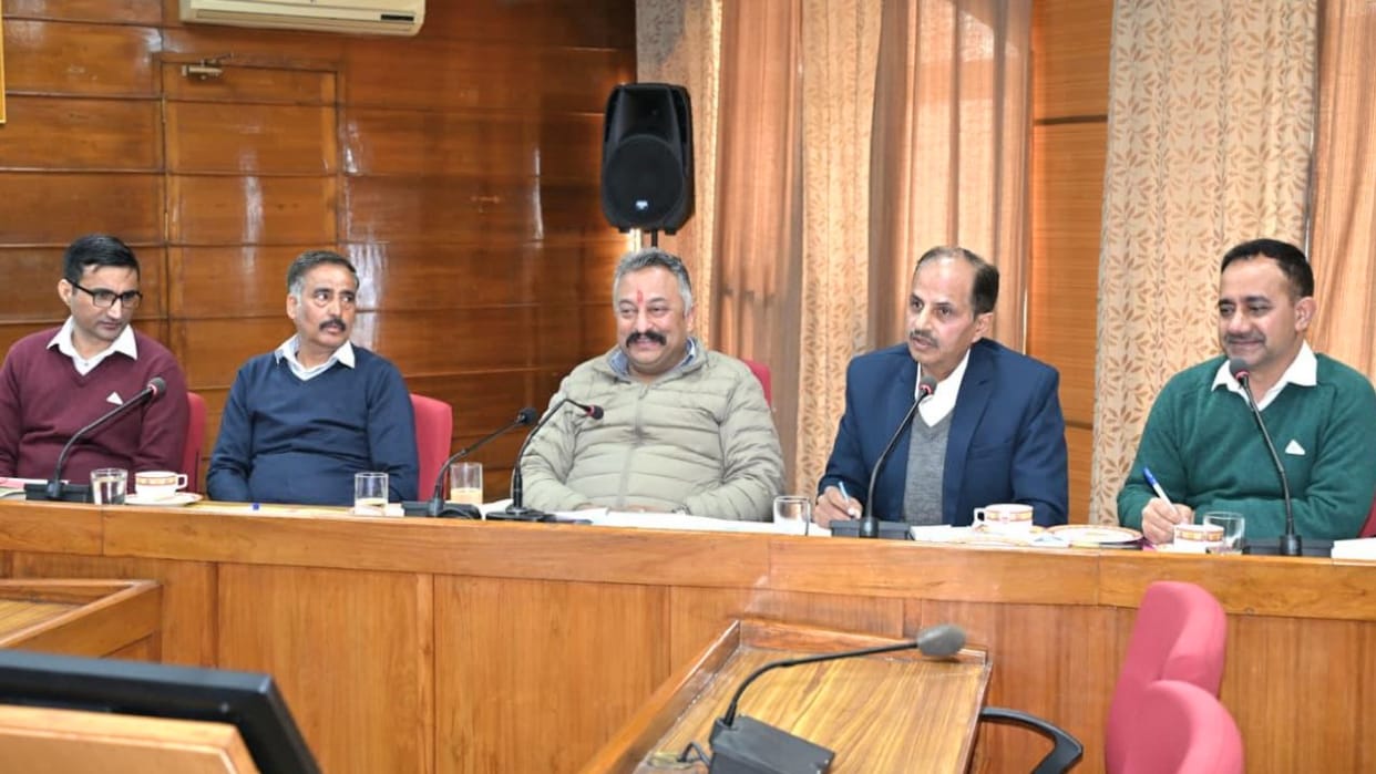 Education Minister Rohit Thakur held a meeting with officials, discussing issues including rationalization of